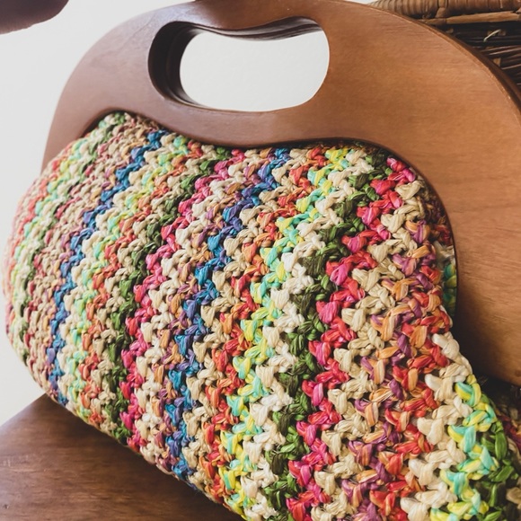 VINTAGE Rainbow Clutch with Wooden Handle - Picture 3 of 3